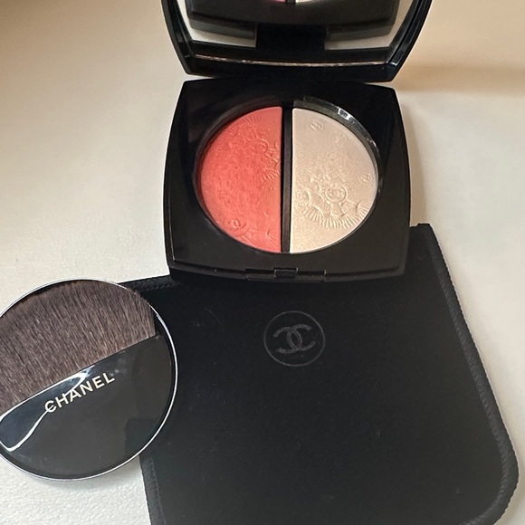 CHANEL Other - CHANEL Jardin Imaginaire Blush Duo - Peach and Gold